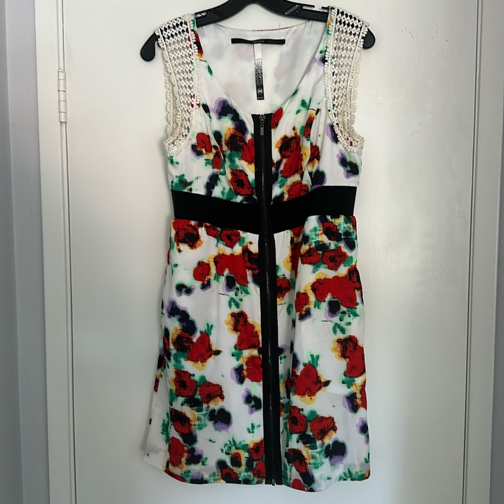 Multi color flower dress with lace shoulders and front zipper size 8